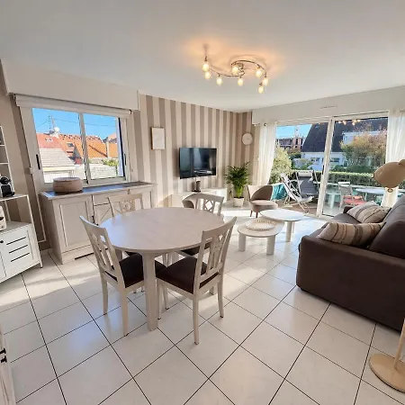 Apartment Karine Balcon Et Parking A Deux Pas De La *