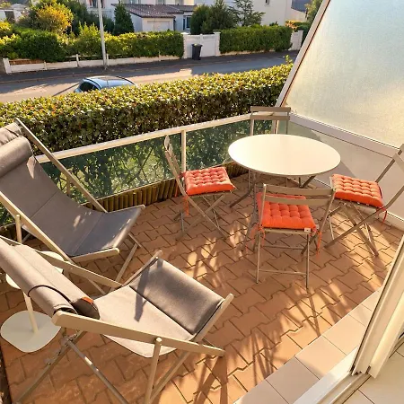 Karine Balcon Et Parking A Deux Pas De La Apartment