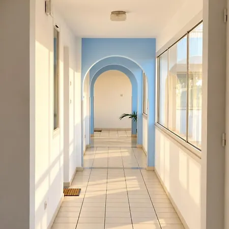 Karine Balcon Et Parking A Deux Pas De La